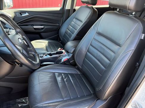 Used 2016 Ford Escape Titanium w/ Equipment Group 301A AWD/4WD image 37