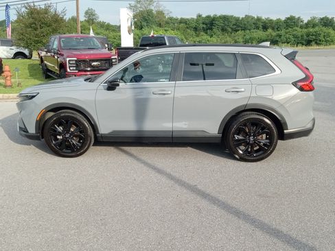 Used 2023 Honda CR-V Sport Touring image 4