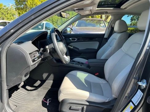 Used 2024 Honda Civic Touring image 6