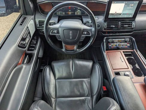 Used 2021 Lincoln Navigator L Reserve w/ Luxury Package image 21