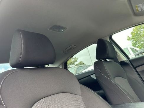 Used 2023 Kia Forte LXS FWD image 17