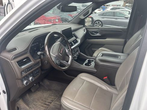 Used 2021 GMC Yukon SLT w/ SLT Luxury Plus Package AWD/4WD image 5