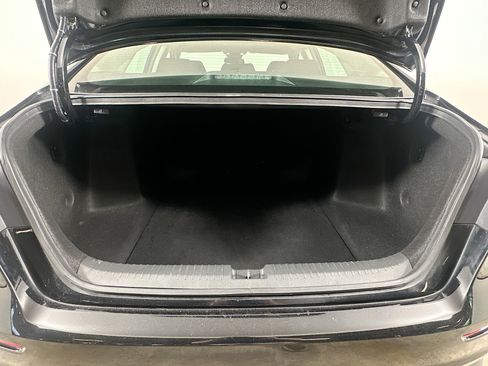 Used 2024 Honda Accord EX image 27