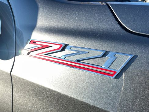 Used 2021 Chevrolet Tahoe Z71 w/ Z71 Signature Package image 12