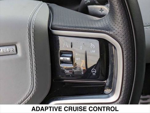 Used 2023 Land Rover Range Rover Evoque R-Dynamic SE AWD/4WD image 13