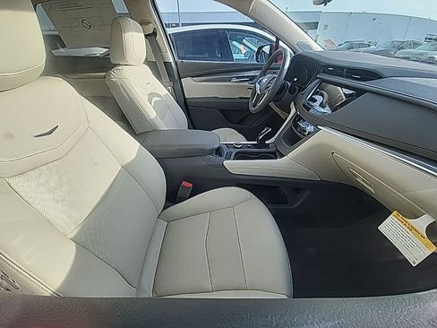New 2026 Cadillac XT5 Premium Luxury w/ Driver Assist Package image 3