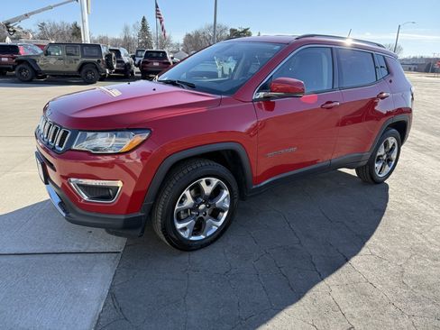 Used 2019 Jeep Compass Limited image 3