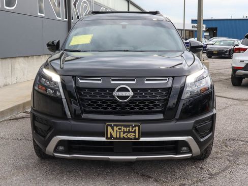 Used 2025 Nissan Pathfinder Rock Creek AWD/4WD image 2