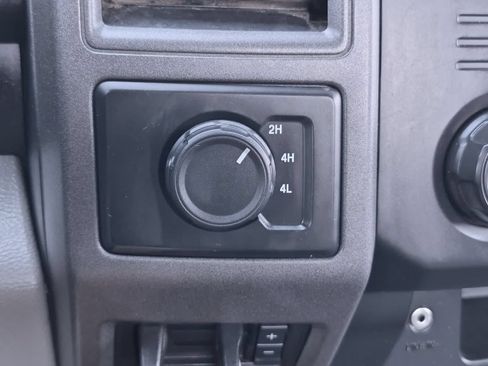 Used 2019 Ford F250 XL w/ Snow Plow Prep Package AWD/4WD image 26