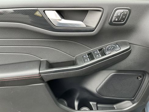 Used 2025 Ford Escape ST-Line Elite w/ Premium Technology Package AWD/4WD image 10