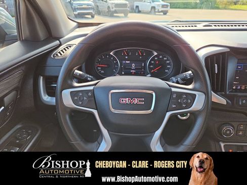 Used 2024 GMC Terrain SLE AWD/4WD image 16