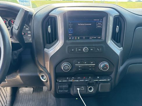 Used 2024 Chevrolet Silverado 2500 Custom w/ Custom Value Package AWD/4WD image 17