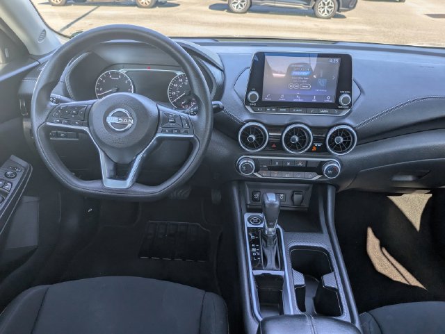 Used 2024 Nissan Sentra SV FWD image 32
