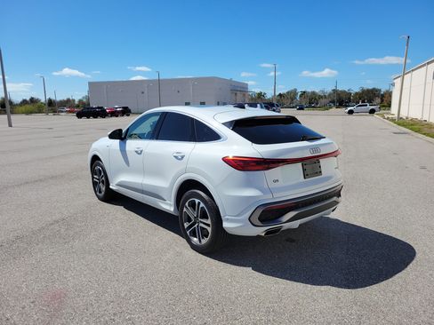 Used 2025 Audi Q5 Premium Plus w/ Premium Plus image 6