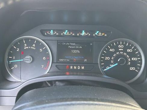 Used 2018 Ford F150 XLT w/ Equipment Group 302A Luxury AWD/4WD image 30