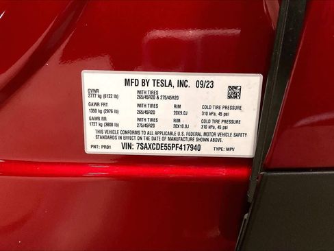 Used 2023 Tesla Model X image 33