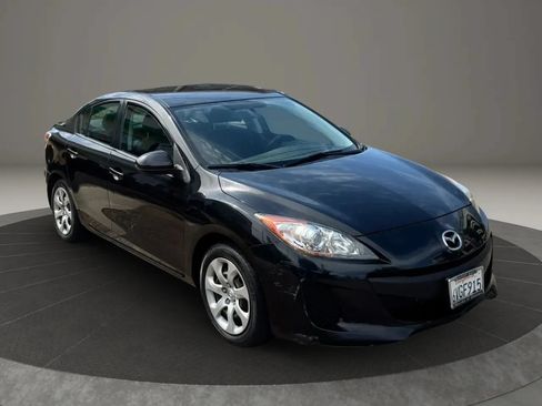 Used 2012 MAZDA MAZDA3 i Sport FWD image 2