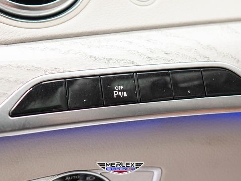 Used 2017 Mercedes-Benz S 550 4MATIC Sedan image 40