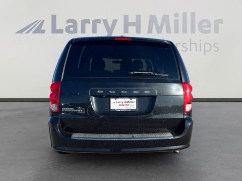 Used 2017 Dodge Grand Caravan SE w/ Power Window Group image 4