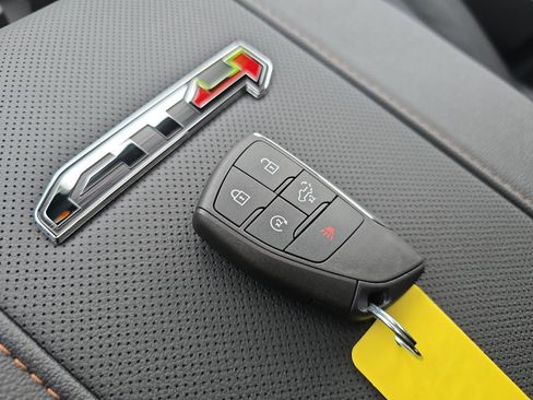 New 2026 GMC Sierra 2500 AT4 w/ Technology Package image 38