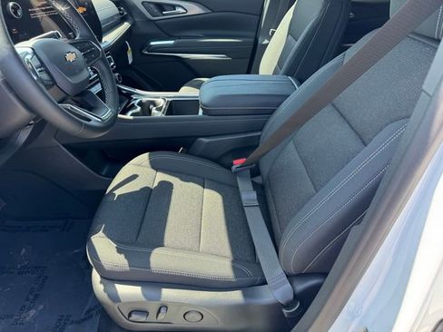 New 2026 Chevrolet Traverse LT FWD image 13