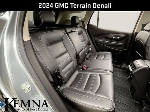 Used 2024 GMC Terrain Denali w/ Denali Premium Package image 27