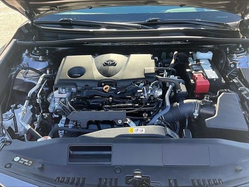 Used 2024 Toyota Camry XLE image 30
