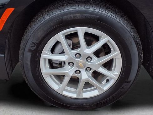 Used 2023 Chevrolet Equinox LT image 10