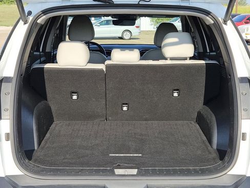 Used 2022 Hyundai Tucson Limited image 8