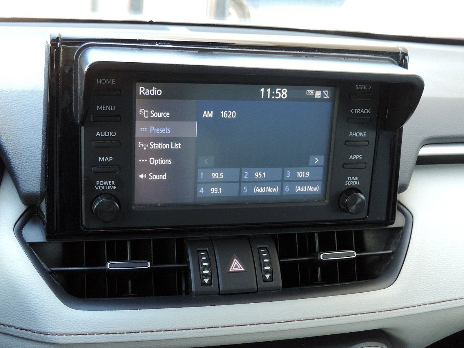 Used 2019 Toyota RAV4 XLE Premium FWD image 19