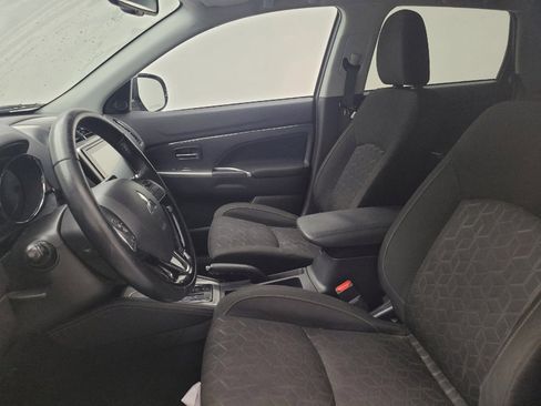 Used 2021 Mitsubishi Outlander Sport SE FWD image 17