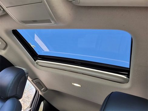 Used 2024 MAZDA CX-30 AWD 2.5 S w/ Preferred Package image 9