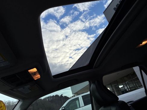 Used 2016 Toyota 4Runner Limited image 23