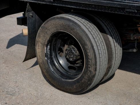 Used 2021 Ford F550 4x4 Crew Cab Super Duty w/ Power Equipment Group image 54