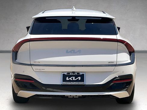 Certified 2022 Kia EV6 GT-Line w/ GT-Line Suede Seat Package RWD image 5