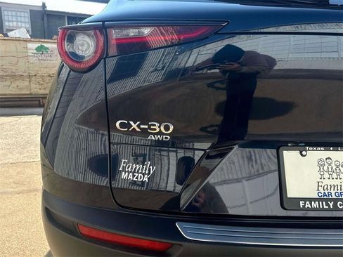 Used 2025 MAZDA CX-30 AWD 2.5 S w/ Premium Package image 9