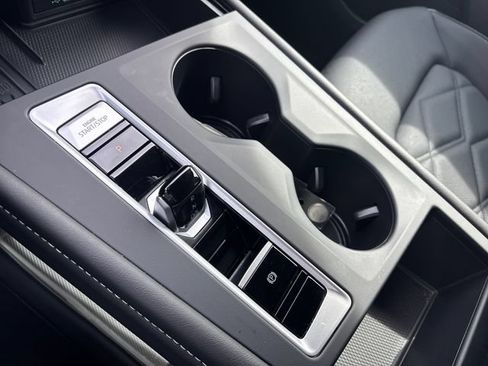 Certified 2025 Volkswagen Atlas SE AWD/4WD image 26