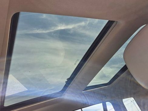 Used 2015 Mercedes-Benz GLK 350 4MATIC image 20