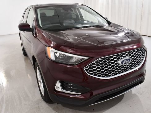 Used 2023 Ford Edge SEL w/ Convenience Package AWD/4WD image 4