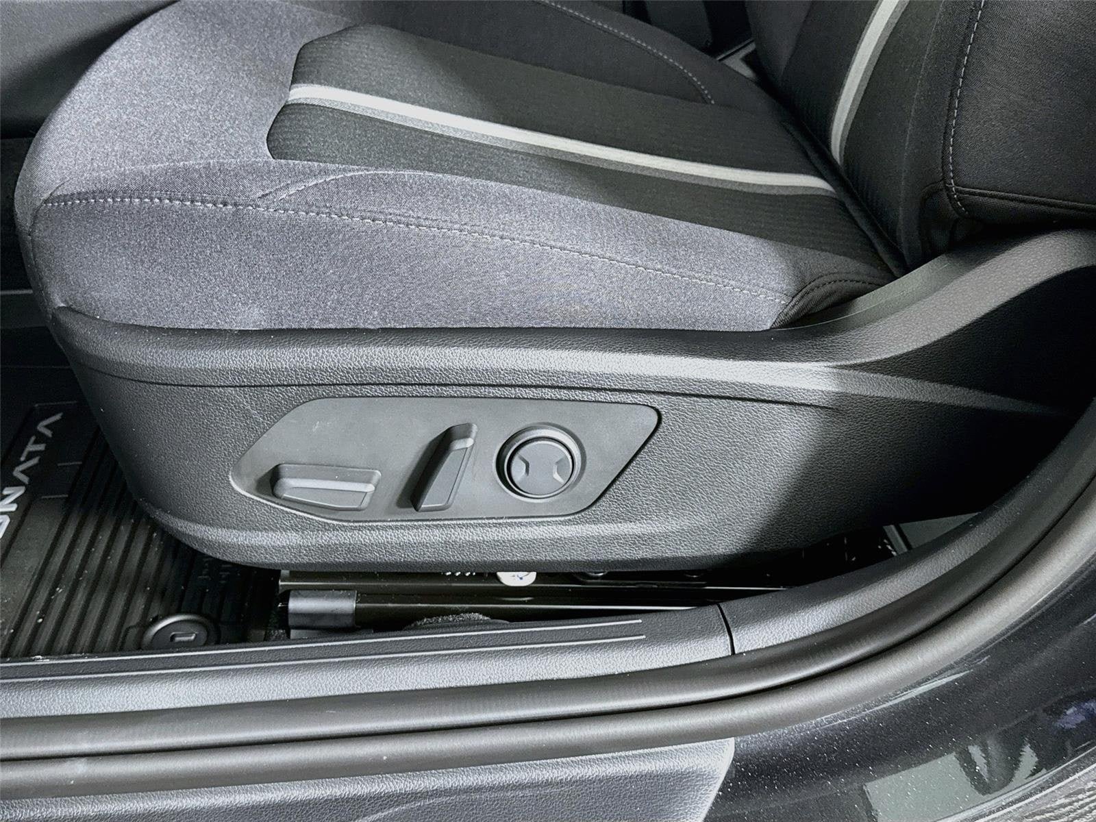 New 2026 Hyundai Sonata SEL FWD image 20