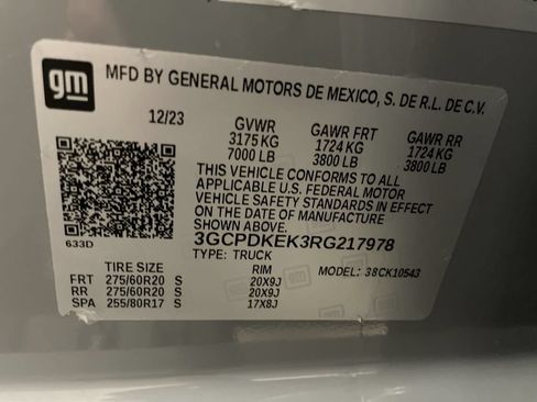 Used 2024 Chevrolet Silverado 1500 LT AWD/4WD image 27