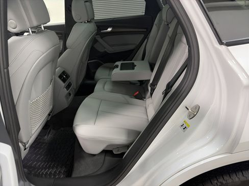 Used 2024 Audi Q5 e Prestige image 27