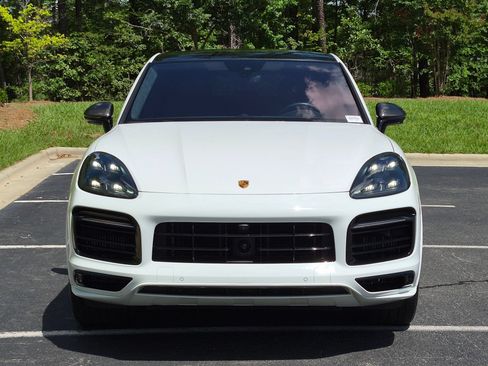 Certified 2023 Porsche Cayenne GTS AWD/4WD image 35