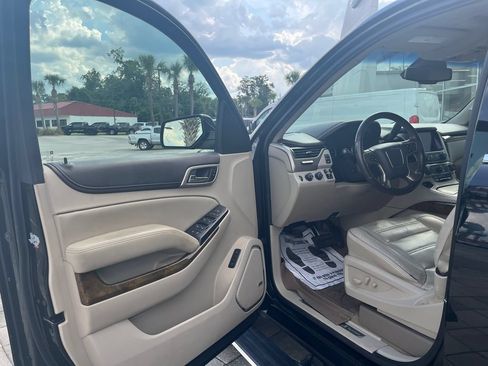Used 2016 GMC Yukon XL Denali w/ Open Road Package AWD/4WD image 10