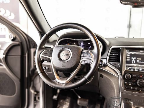 Used 2018 Jeep Grand Cherokee Limited AWD/4WD image 35