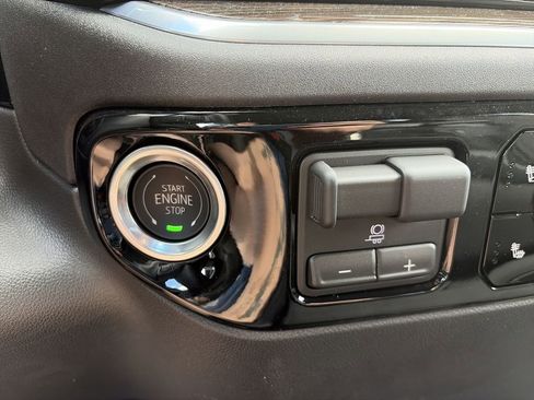 New 2026 GMC Sierra 1500 Elevation AWD/4WD image 22