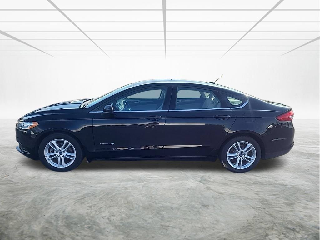 Used 2018 Ford Fusion S FWD image 2