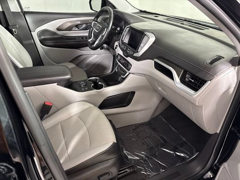 Used 2023 GMC Terrain SLT w/ LPO, Floor Liner Package AWD/4WD image 16