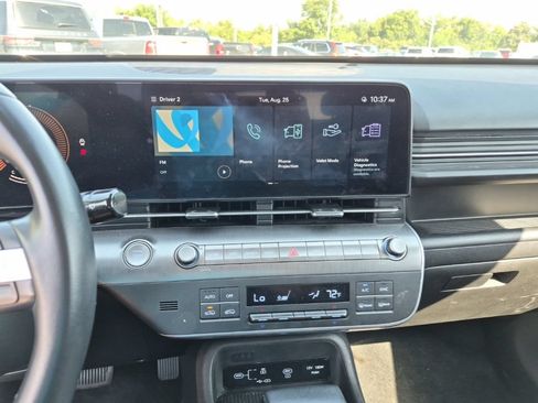 Used 2025 Hyundai Kona SEL FWD image 12