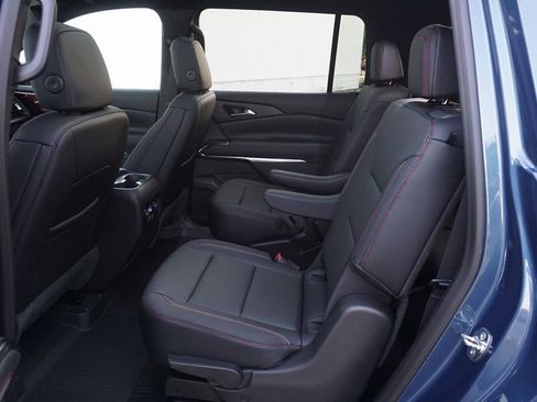 New 2026 Chevrolet Traverse Z71 w/ Driver Confidence Package image 12